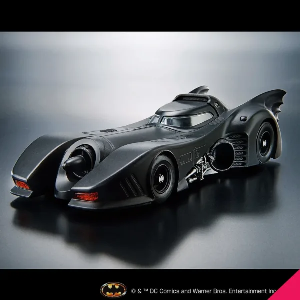 Bandai 1/35 Scale Model Kit Batmobile (Batman Ver.)